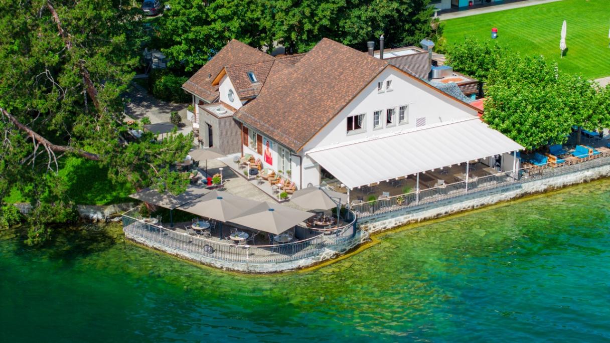 Tracht – EIN HAUS AM SEE