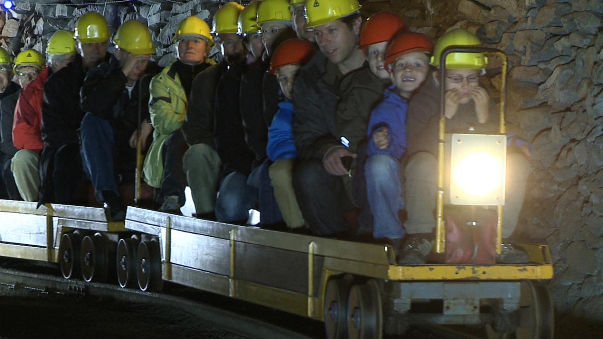 Eine Fahrt mit der Stollenbahn im Bergwerk Käpfnach in Horgen